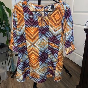 BKE BOUTIQUE BLOUSE 🌺